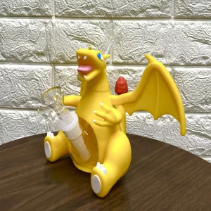 BONG CHARIZARD