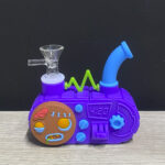 BONG RADIO 420 SILICONA MORADO