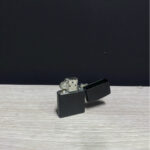 ENCENDEDOR TIPO ZIPPO NEGRO